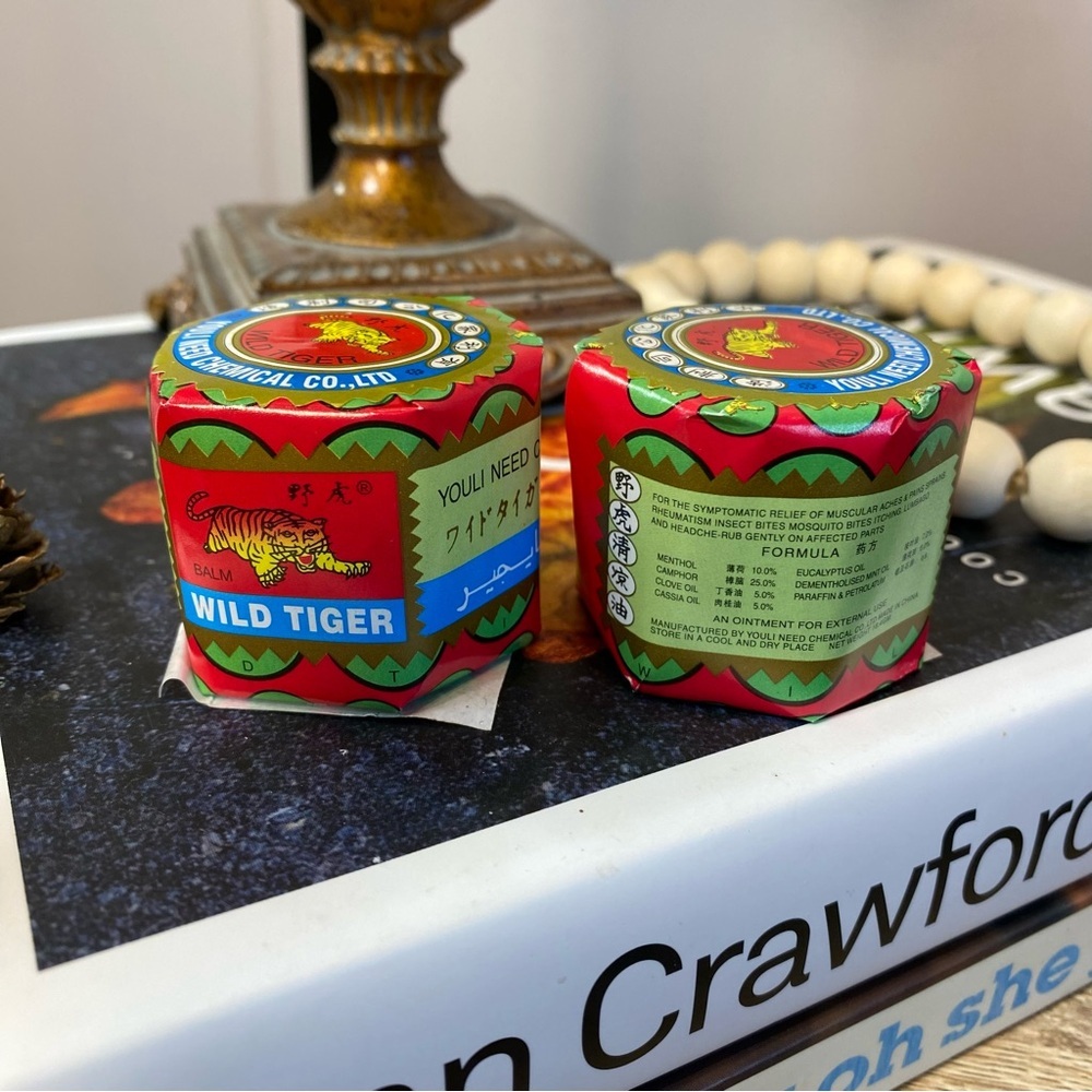 Two Tiger Balm 18g effective for relieving muscle soreness
